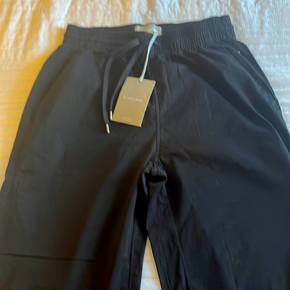 Everlane The Easy Jogger in Black Medium